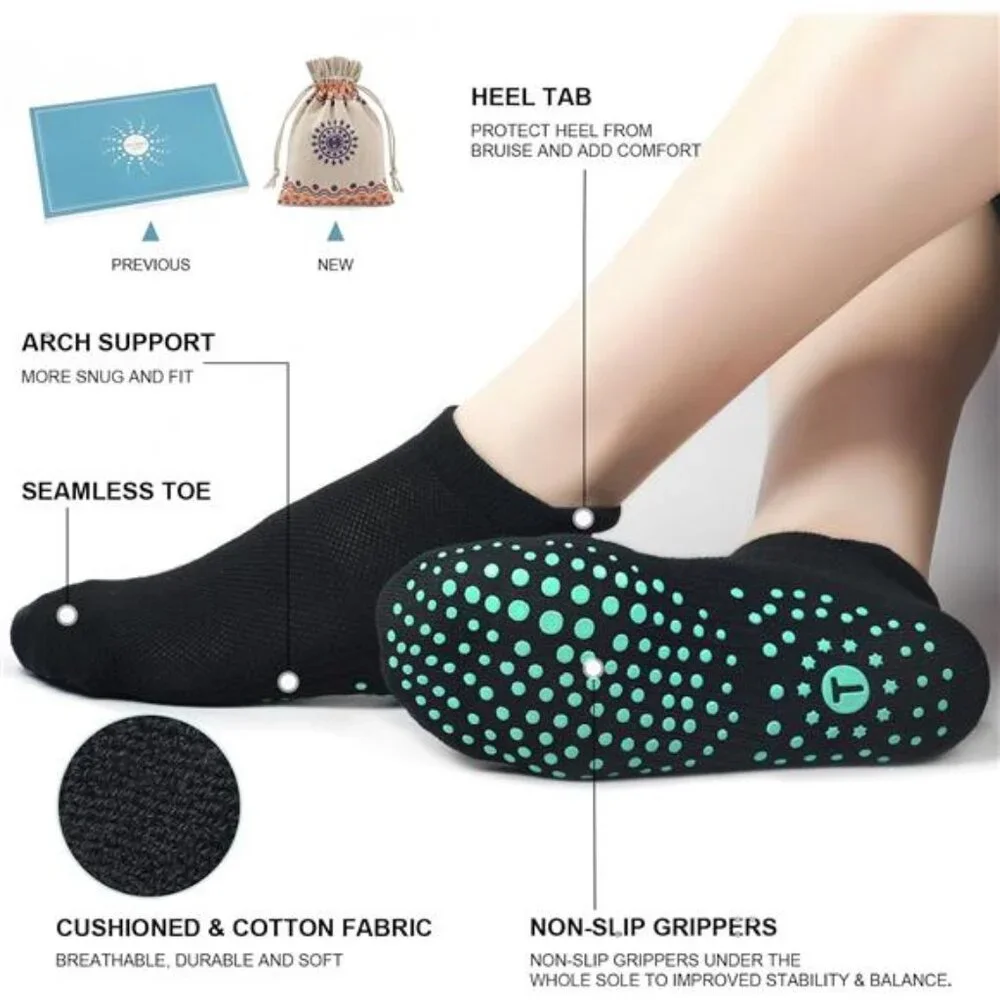 4 Pairs Women's Pilates Socks Cushioned Ankle Grippy Non Slip Socks, Black